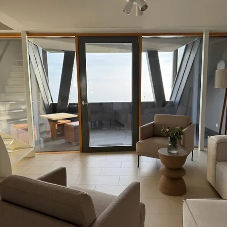 Penthouse Am *